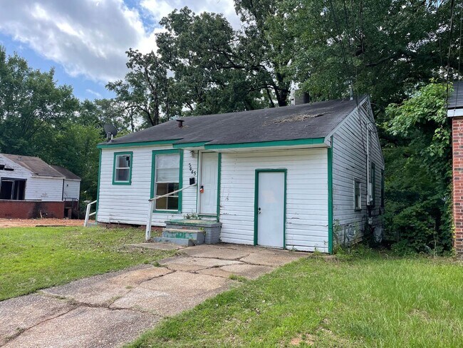 Building Photo - 3445 Penick St