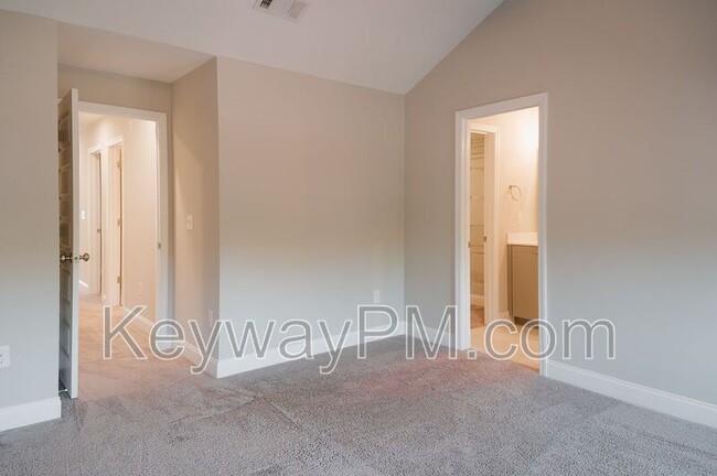 Building Photo - 124 Canton Park Ave