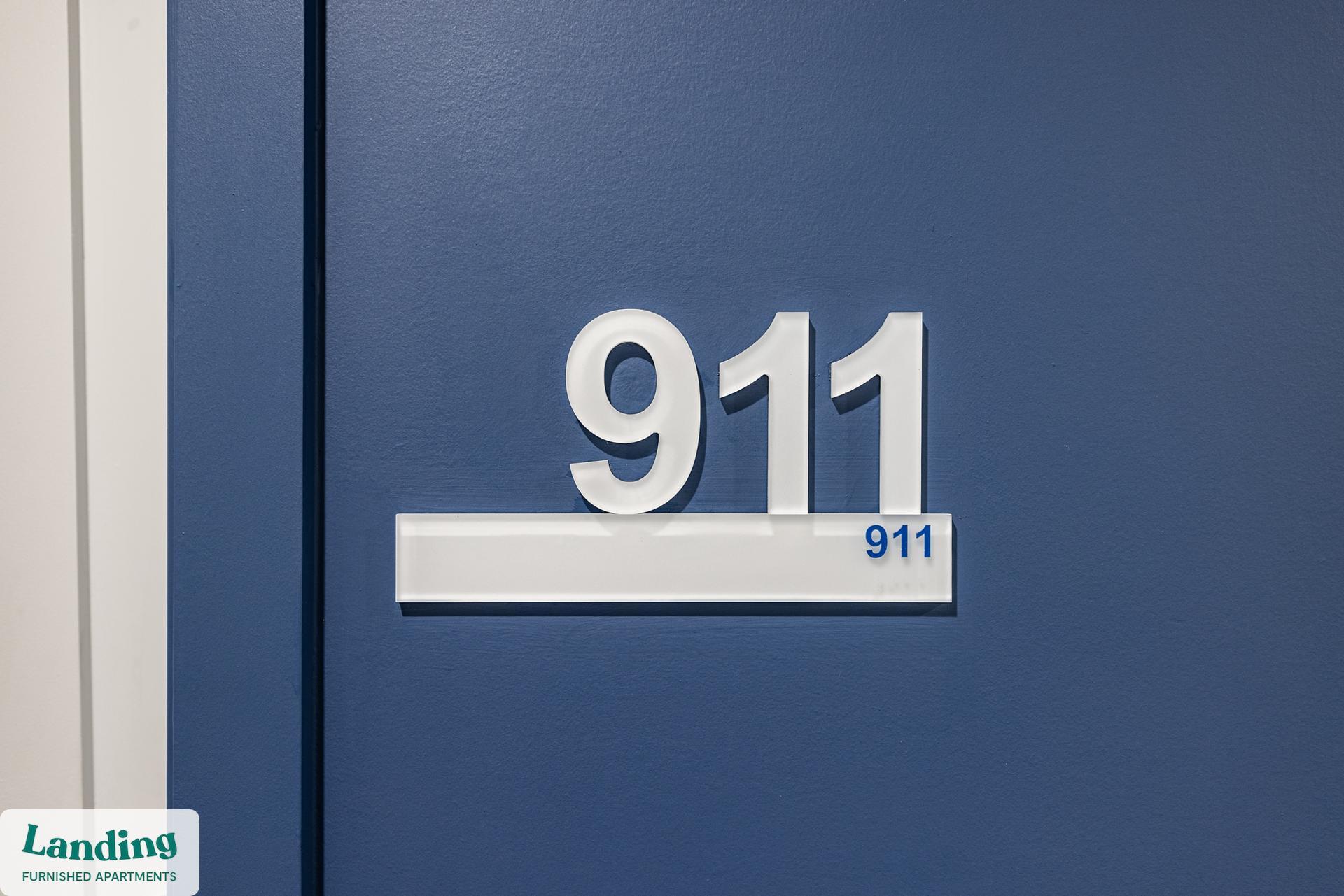 Building Photo - 200 NE 1st Ave