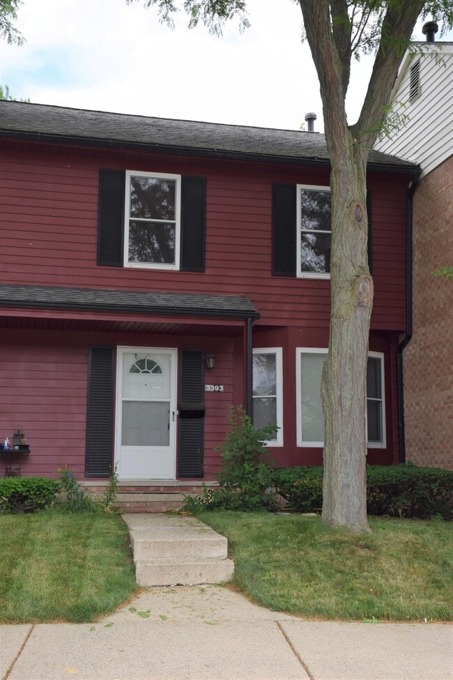 Building Photo - 3393 Burbank Dr