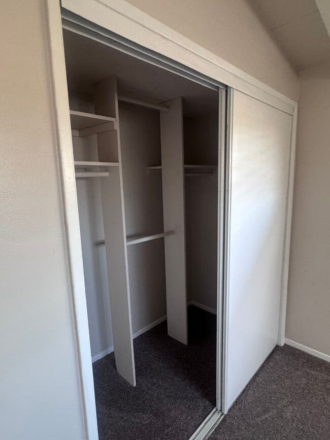 Building Photo - 671-677 Illinois Avenue