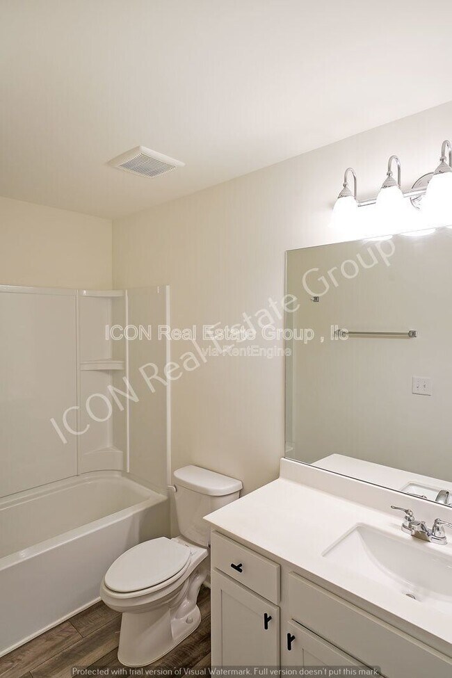 Building Photo - 428 Union Station St