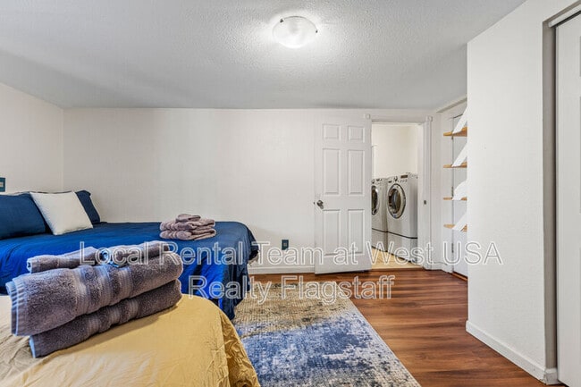 Building Photo - 1720 N Doral Way