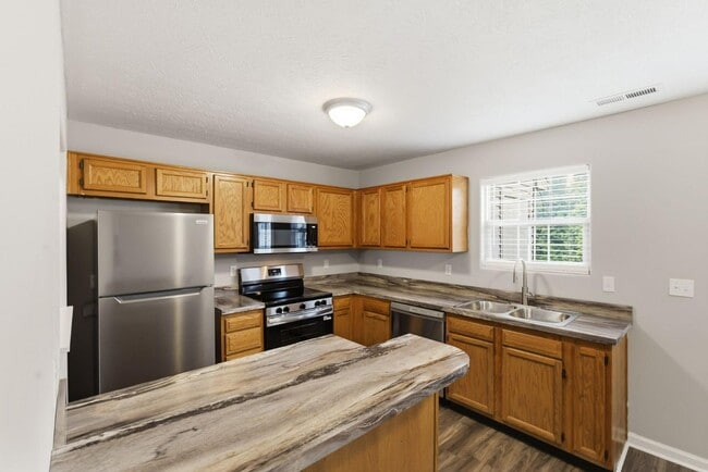 Building Photo - 2906 Blairdon Cir