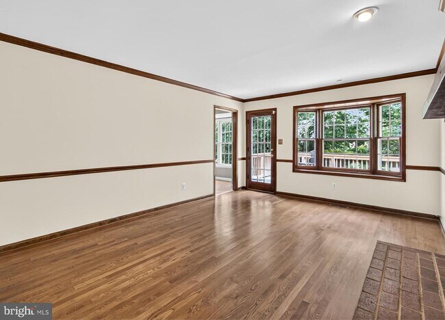 Building Photo - 11620 Havenner Rd