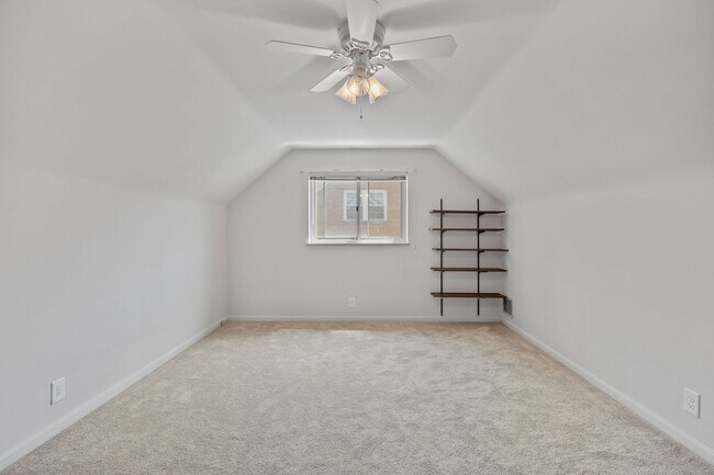 Building Photo - 5334 Alvera Dr