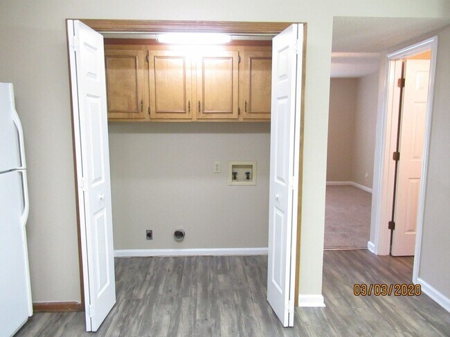 Building Photo - Mallwood Subdivision