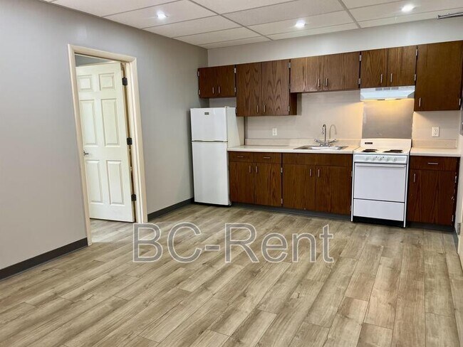 Building Photo - 622 17th St