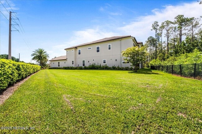 Building Photo - 2904 Marmaris Dr