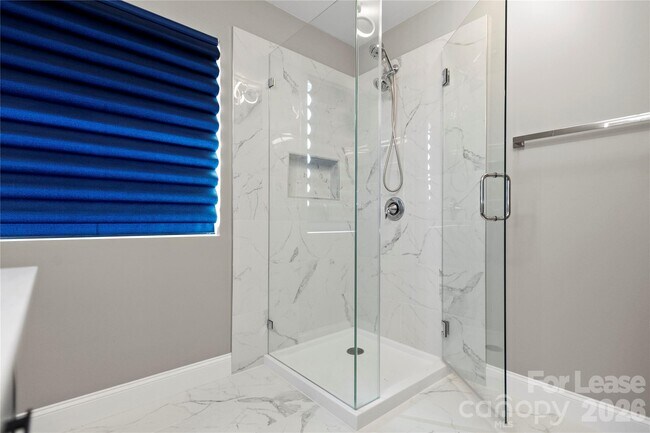 Building Photo - 19002 Lake Breeze Dr