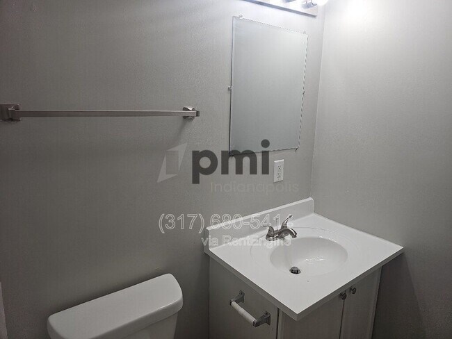 Building Photo - 4138 N Irvington Ave