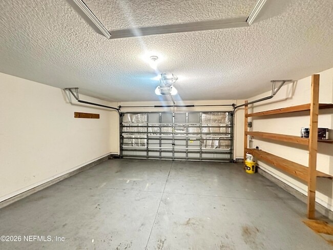 Building Photo - 3732 Briar Ln