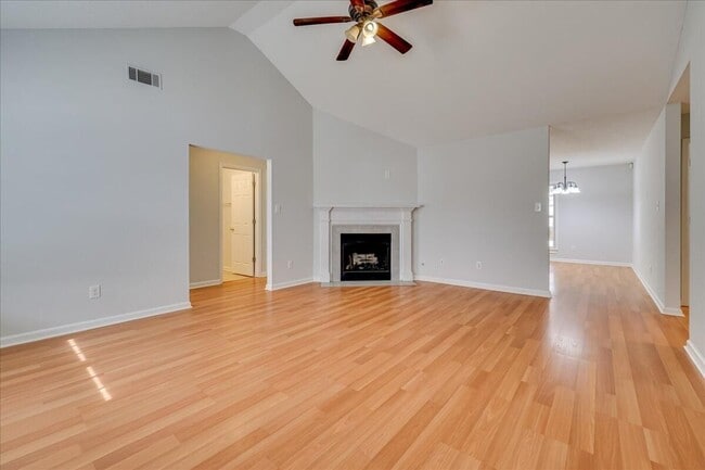 Building Photo - 510 Wendover Way