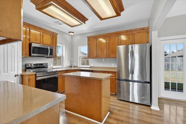 Building Photo - 6901 Windy Cove Cir