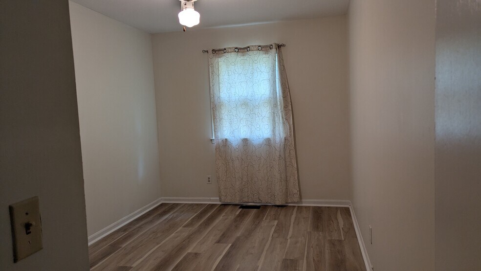 3rd Bedroom - 7413 Edenwood Ln