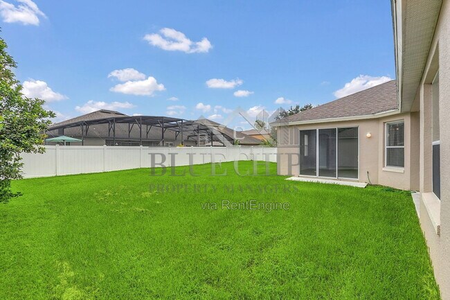 Building Photo - 10074 Iverson Dr