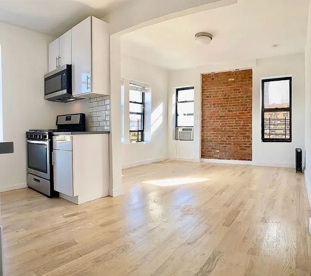 Primary Photo - 3 bedroom in BROOKLYN NY 11226