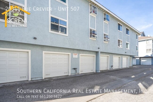 Building Photo - Two Bedroom Lower Unit in Santa Clarita