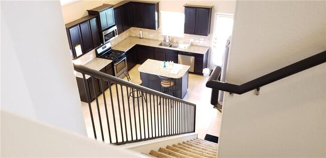 Building Photo - 16405 Pienza Dr