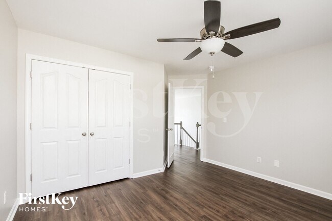 Building Photo - 813 Pinkney Pl