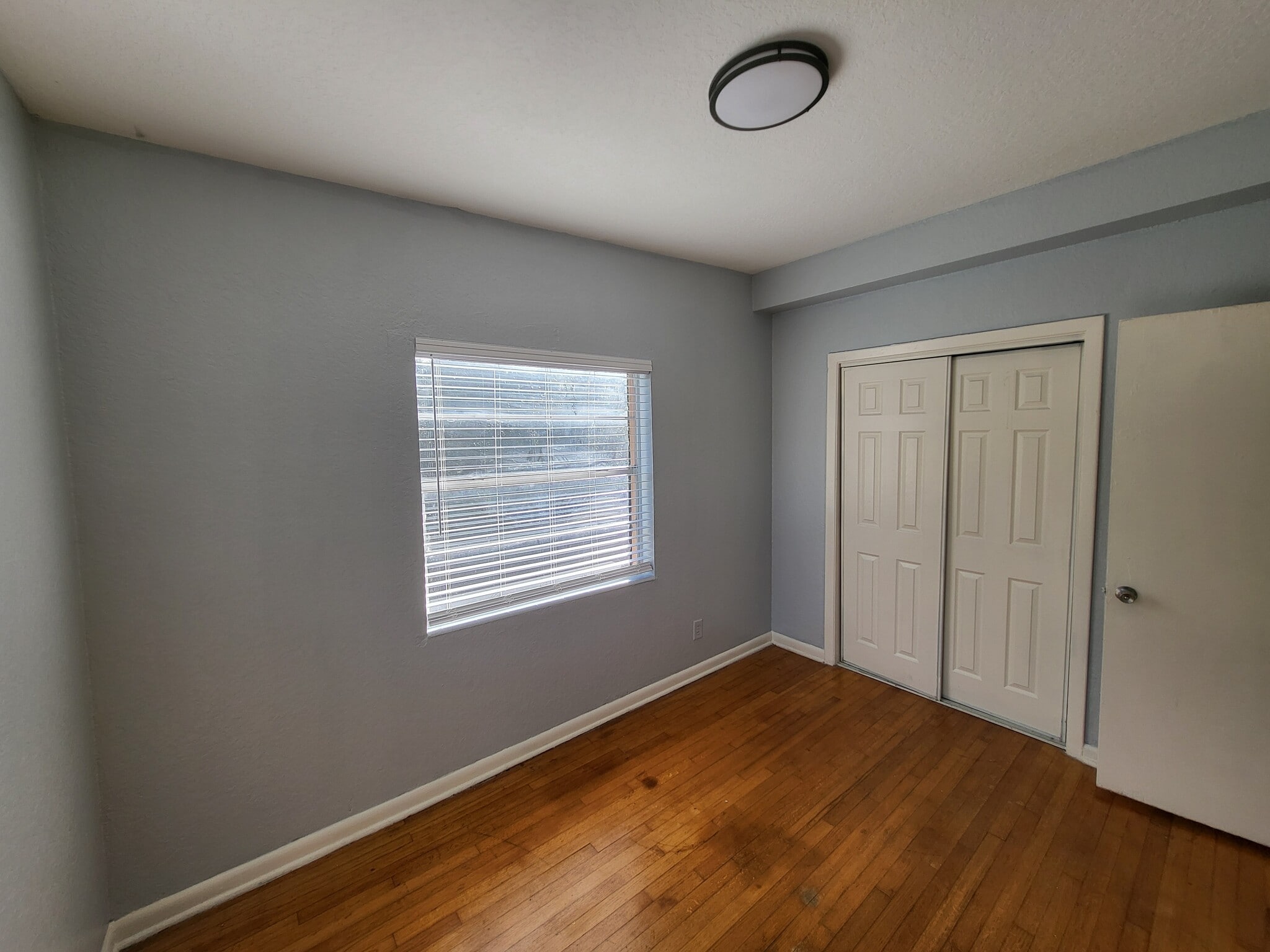 Building Photo - 2648 Dellwood Ave