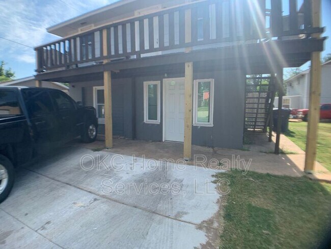 Primary Photo - 1300 SW 34th St