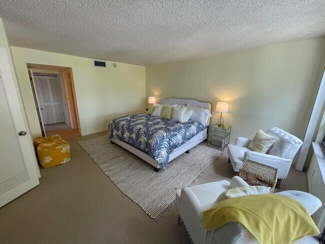 Building Photo - 799 Jeffery St