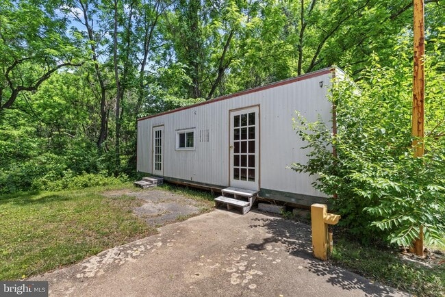 Building Photo - 6510 Haviland Mill Rd