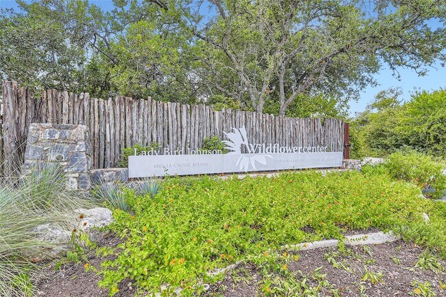 Building Photo - 5128 Bluestar Dr