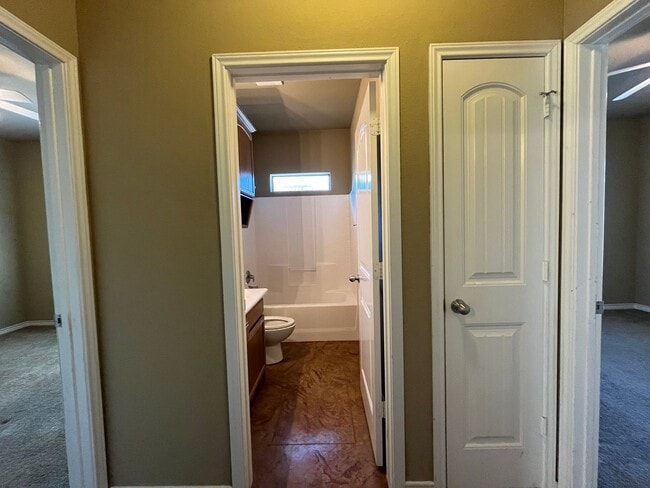 Building Photo - 3140 Breton St