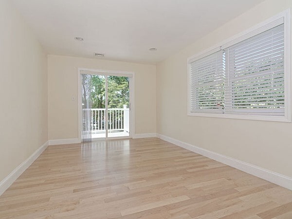 Building Photo - 53 Winslow Ave