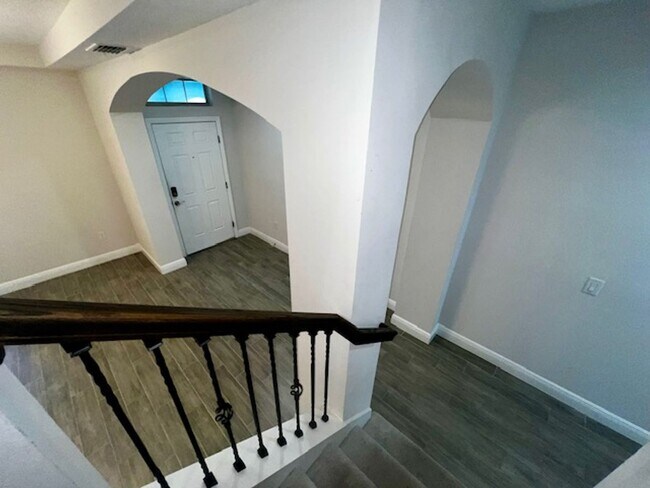 Building Photo - SPECTACULAR MODERN HOME!!Relaxing water views from the back of this beautiful home- MOVE IN Septe...