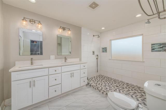 Building Photo - 5808 Locke Ave