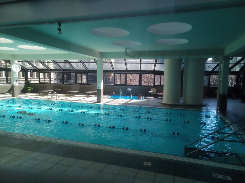 Building Photo - 405 N WABASH