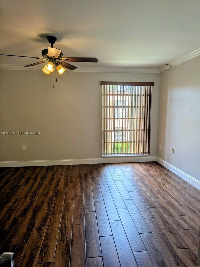 Building Photo - 7160 Fairway Dr