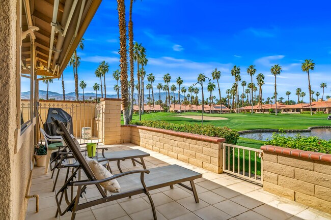 Building Photo - 39 Maximo Way