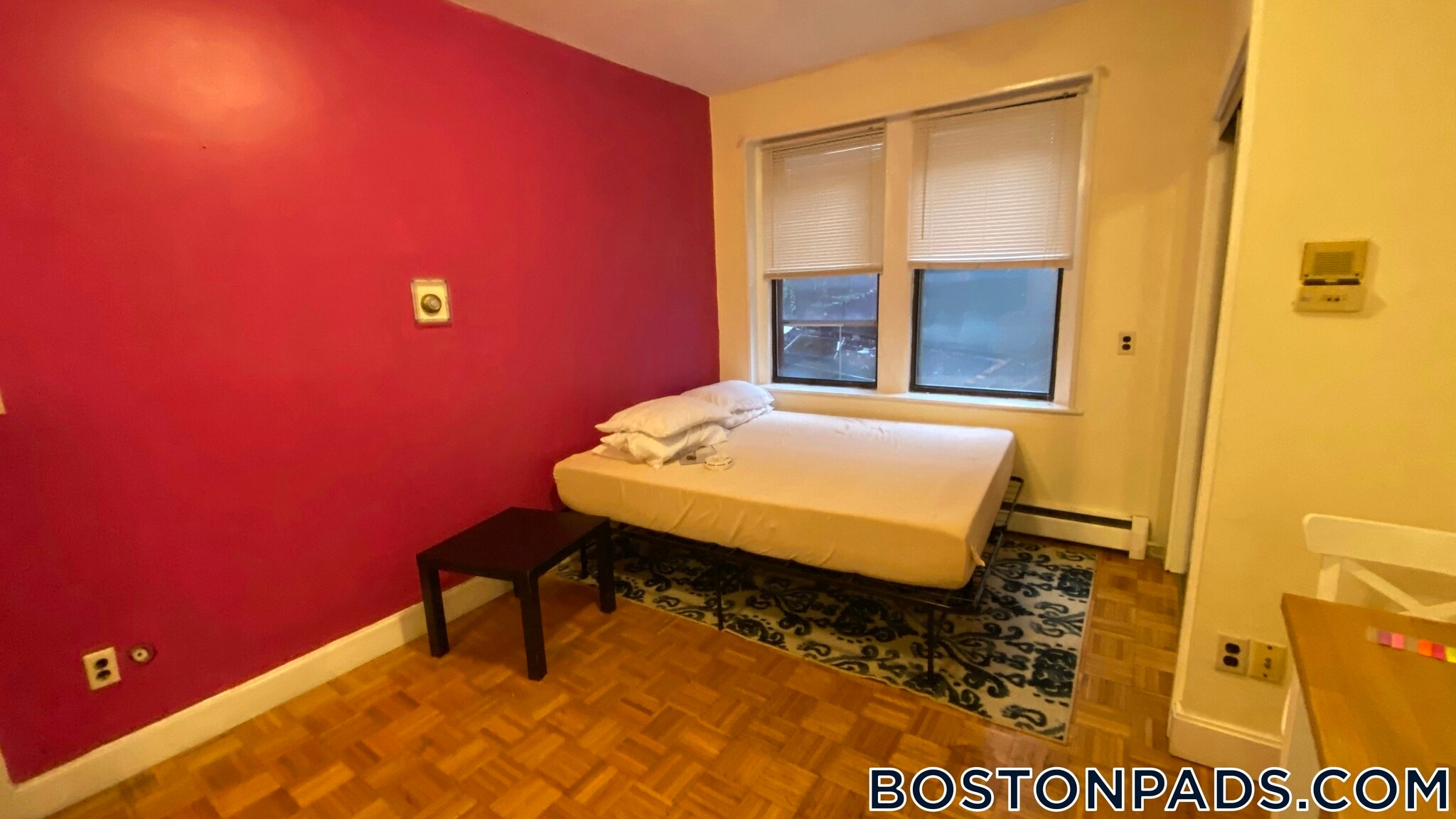 Building Photo - 40 Anderson St