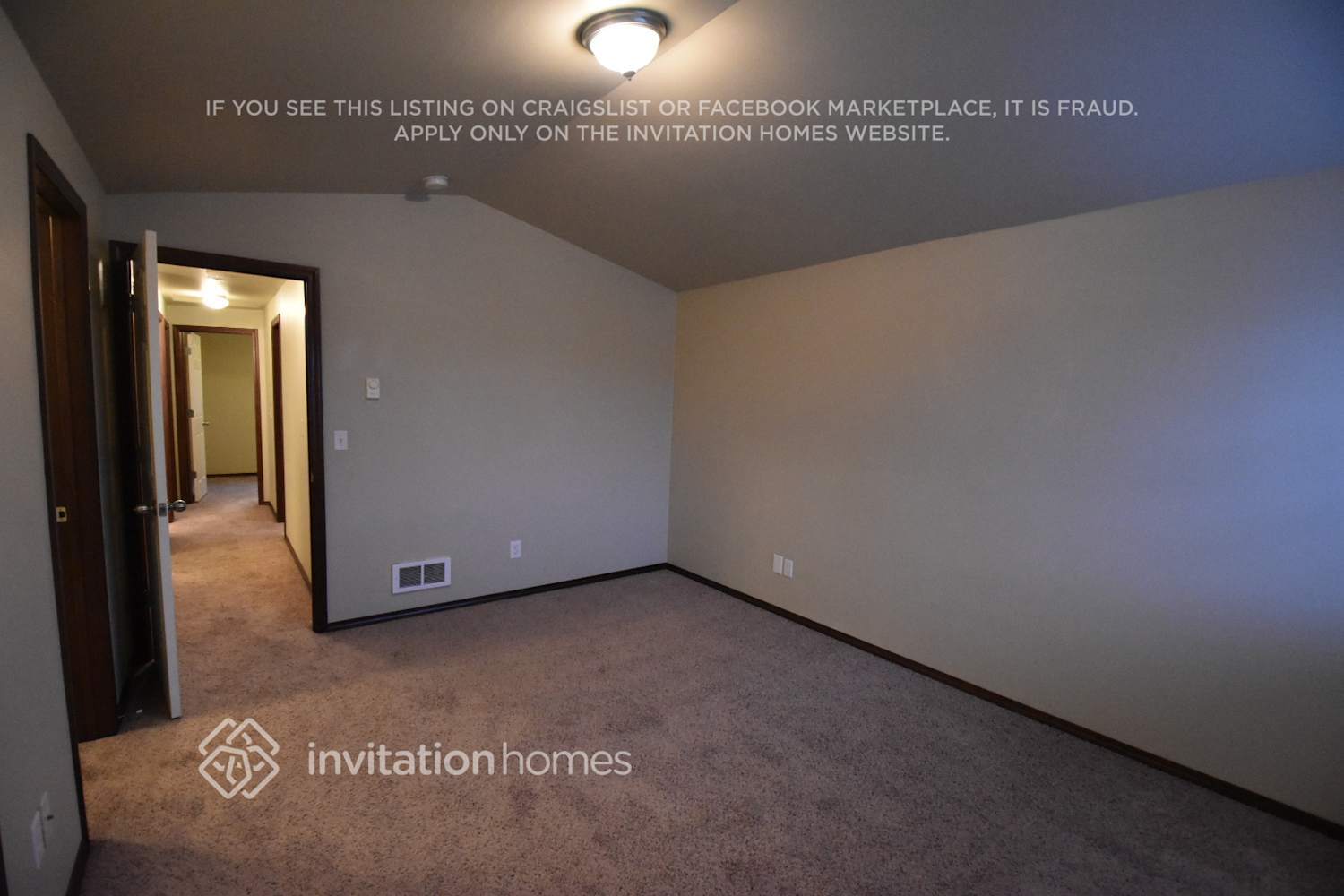 Building Photo - 14548 46th Dr NE