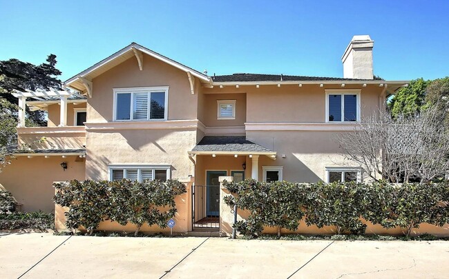 Primary Photo - 52 Olive Mill Rd