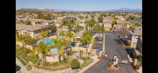 Nice Secured Property - 26426 Arboretum Way