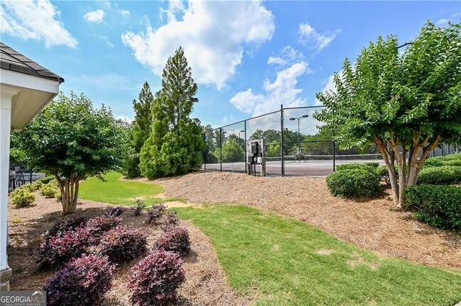 Building Photo - 100 Heritage Club Cir