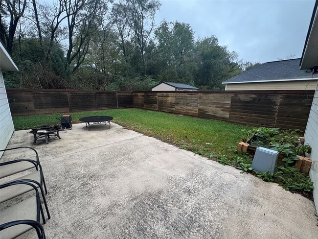 Building Photo - 8125 Sunnyhill St