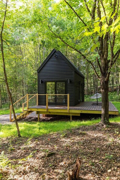 Building Photo - 535 Scutt Mountain Rd