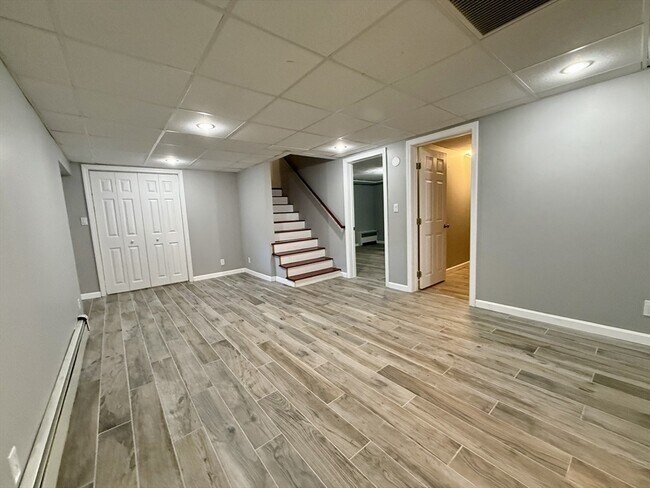 Building Photo - 3 Alaska Ave