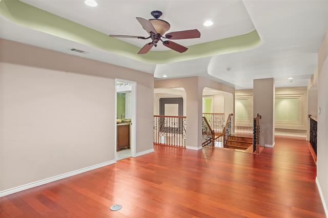 Building Photo - 808 Sabona Dr