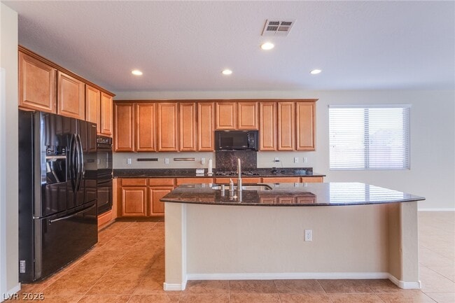 Building Photo - 10119 Amana Oaks Ave