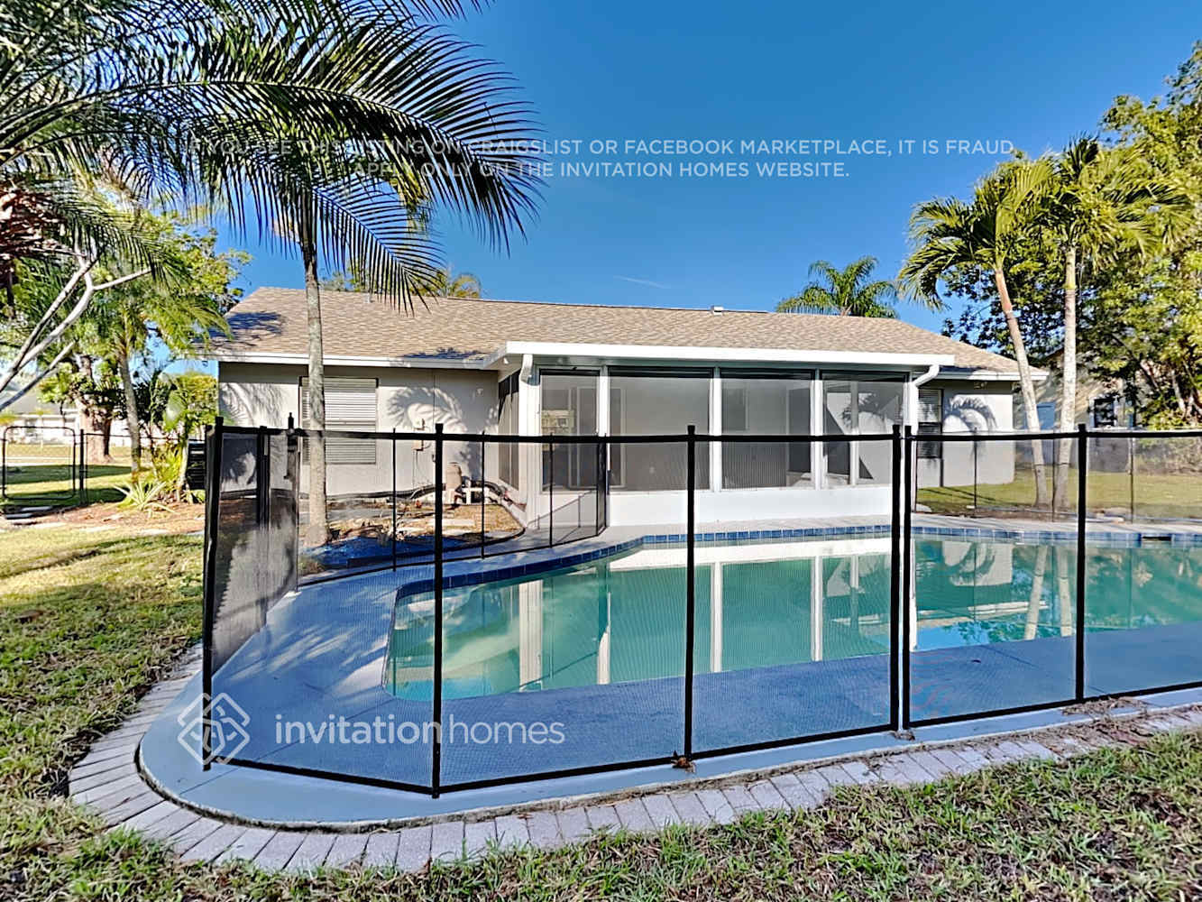 Building Photo - 359 Las Palmas St