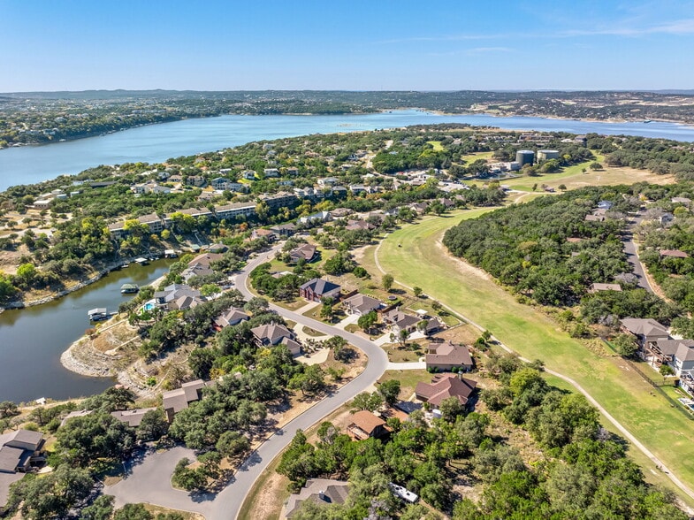 Building Photo - 302 Venture Blvd S