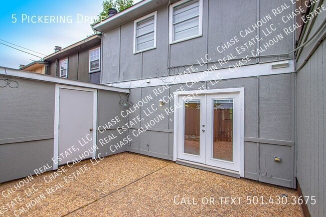 Building Photo - 5 Pickering Dr