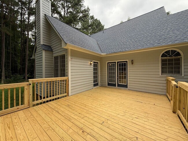 Building Photo - Private 3BD, 2.5BA Home Near Downtown Clayton